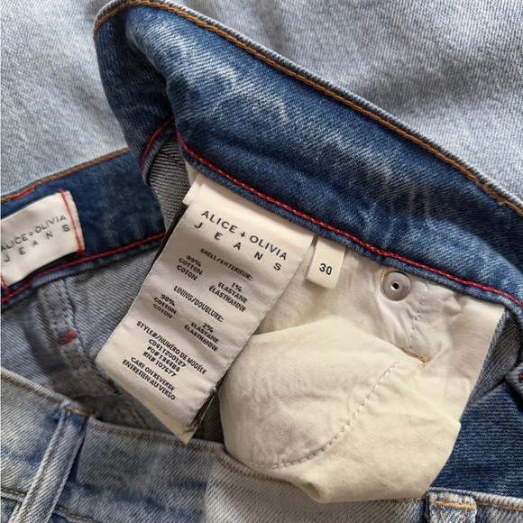 NWT Alice + Olivia Driggs Balloon Leg Barrel Jeans Sierra Light Blue Raw Hem - Picture 6 of 7